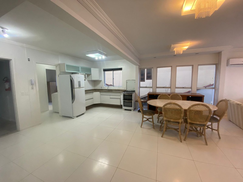 WhatsApp Image 2025-09-23 at 17.37.55.jpeg