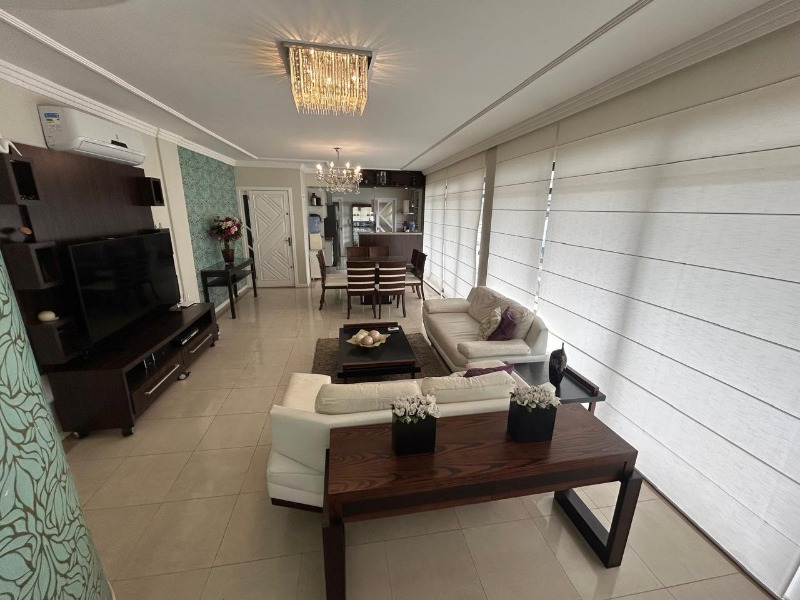 WhatsApp Image 2025-08-18 at 08.13.08 (4).jpeg