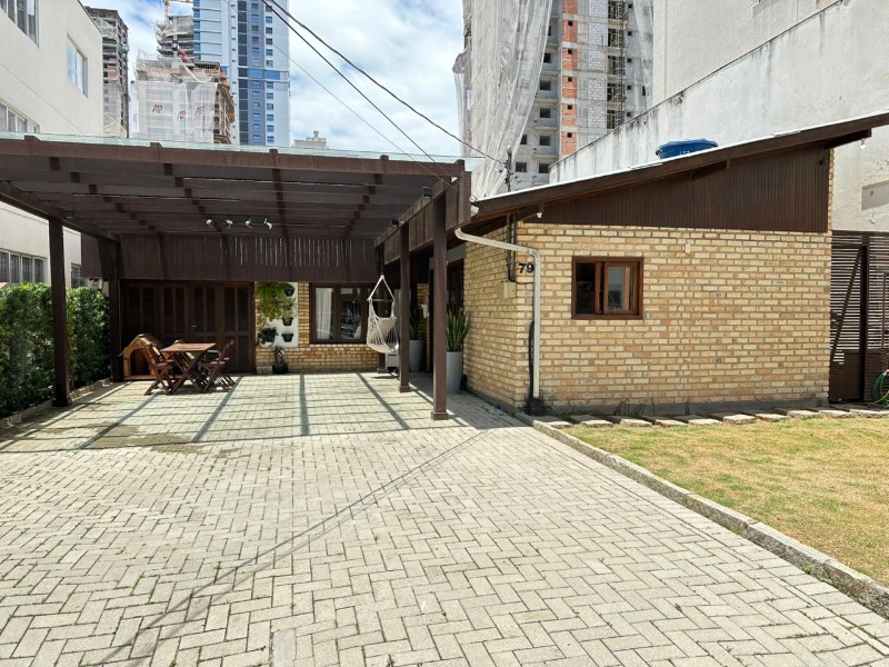 WhatsApp Image 2025-12-15 at 09.40.47.jpeg